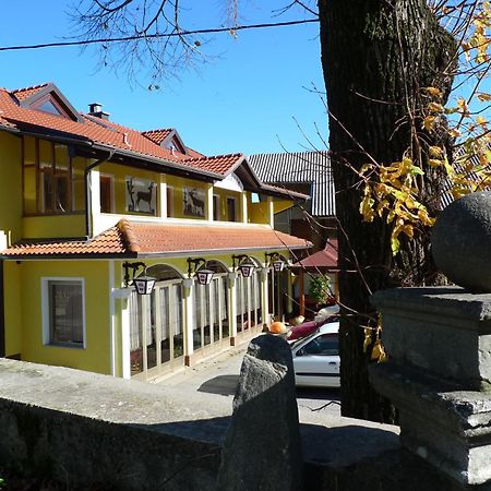 Bed And Breakfast Spelca Пивка Экстерьер фото